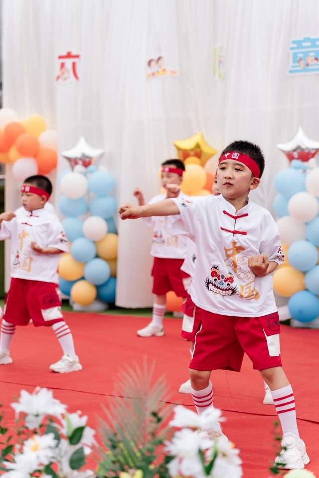 汉台区建国幼儿园开展庆六一活动