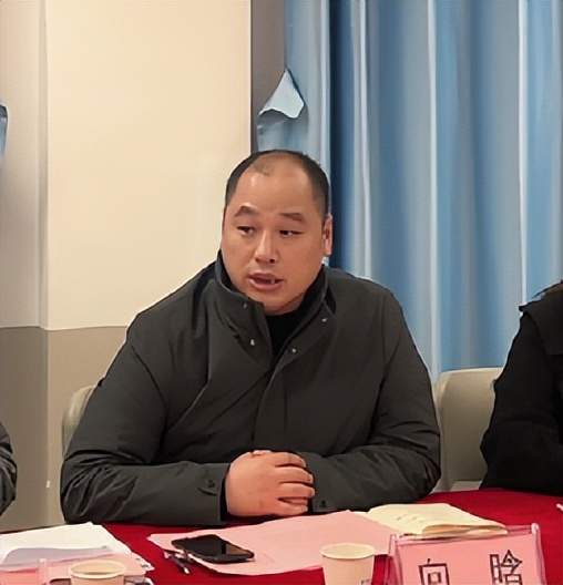 汉中兴汉新区第二小学省课题开题仪式暨“助青工程”课堂研讨活动
