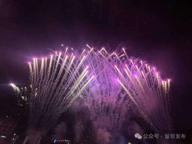 燃爆留坝！中国明星足球队与陕西商超队激战，公益之光闪耀绿茵