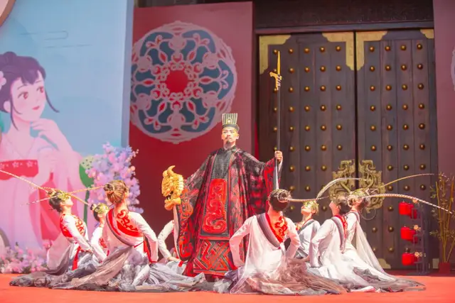 2025“盛世迎华诞·万人游汉中”汉服嘉年华10月1日启幕