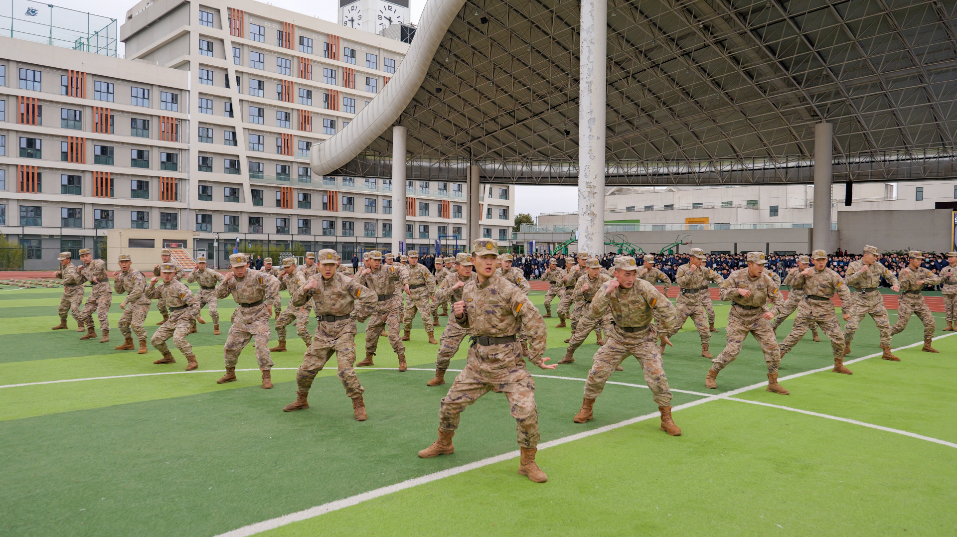 汉中东辰外国语学校举行国家公祭日爱国主义主题教育活动