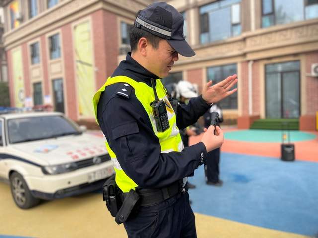 汉中兴汉新区第九幼儿园开展交通安全主题教育活动