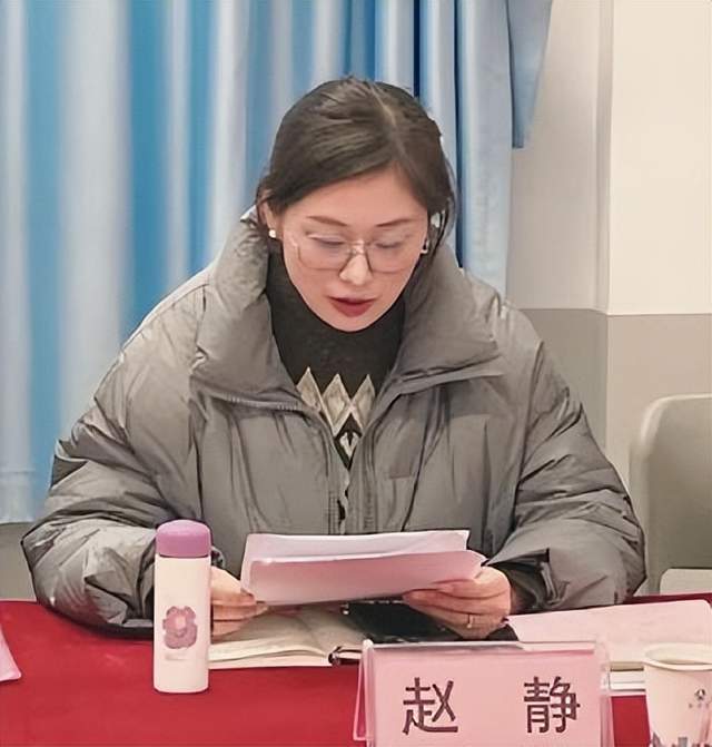 汉中兴汉新区第二小学省课题开题仪式暨“助青工程”课堂研讨活动