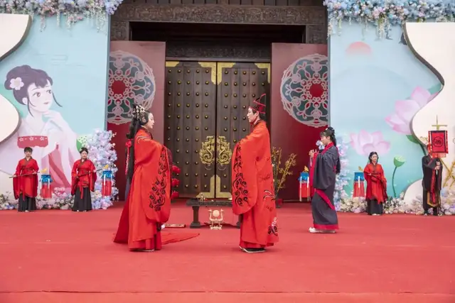 2025“盛世迎华诞·万人游汉中”汉服嘉年华10月1日启幕