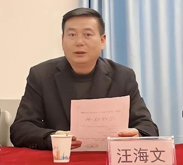 汉中兴汉新区第二小学省课题开题仪式暨“助青工程”课堂研讨活动