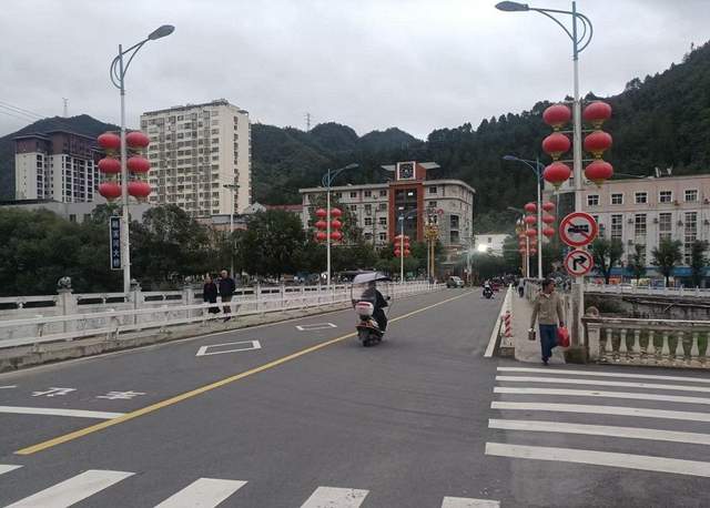 李振峰：秋行佛坪