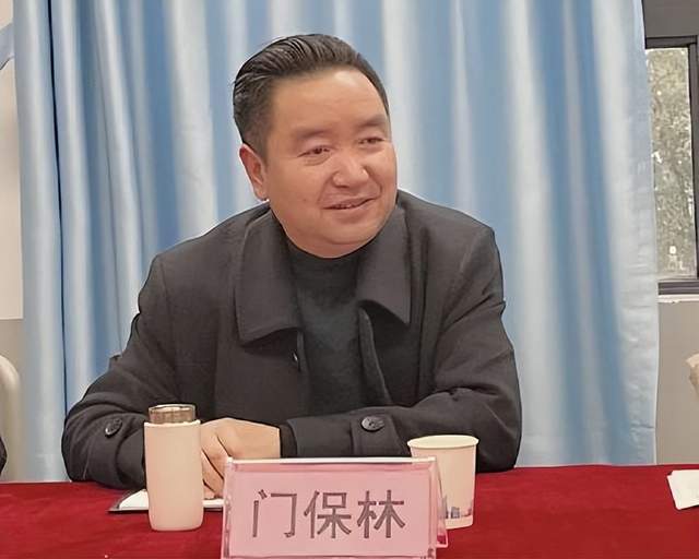 汉中兴汉新区第二小学省课题开题仪式暨“助青工程”课堂研讨活动