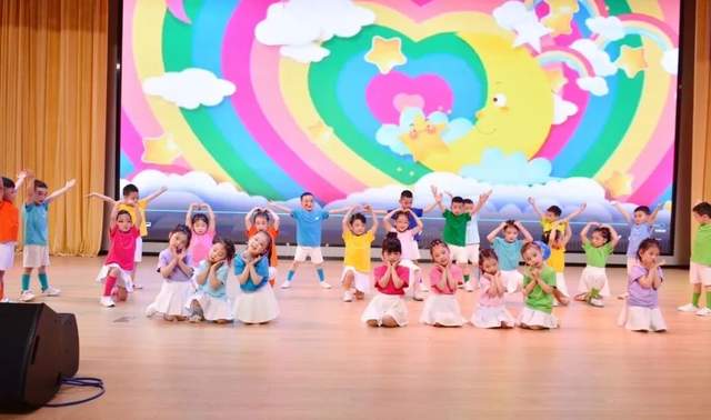 汉台区金基点幼儿园开展“六一儿童节”暨五周年园庆文艺汇演