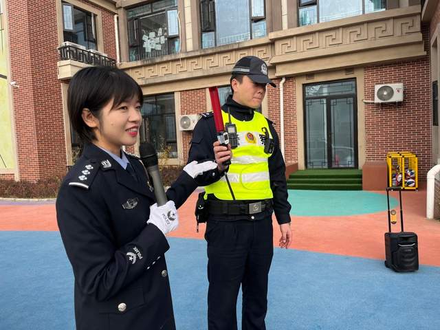 汉中兴汉新区第九幼儿园开展交通安全主题教育活动